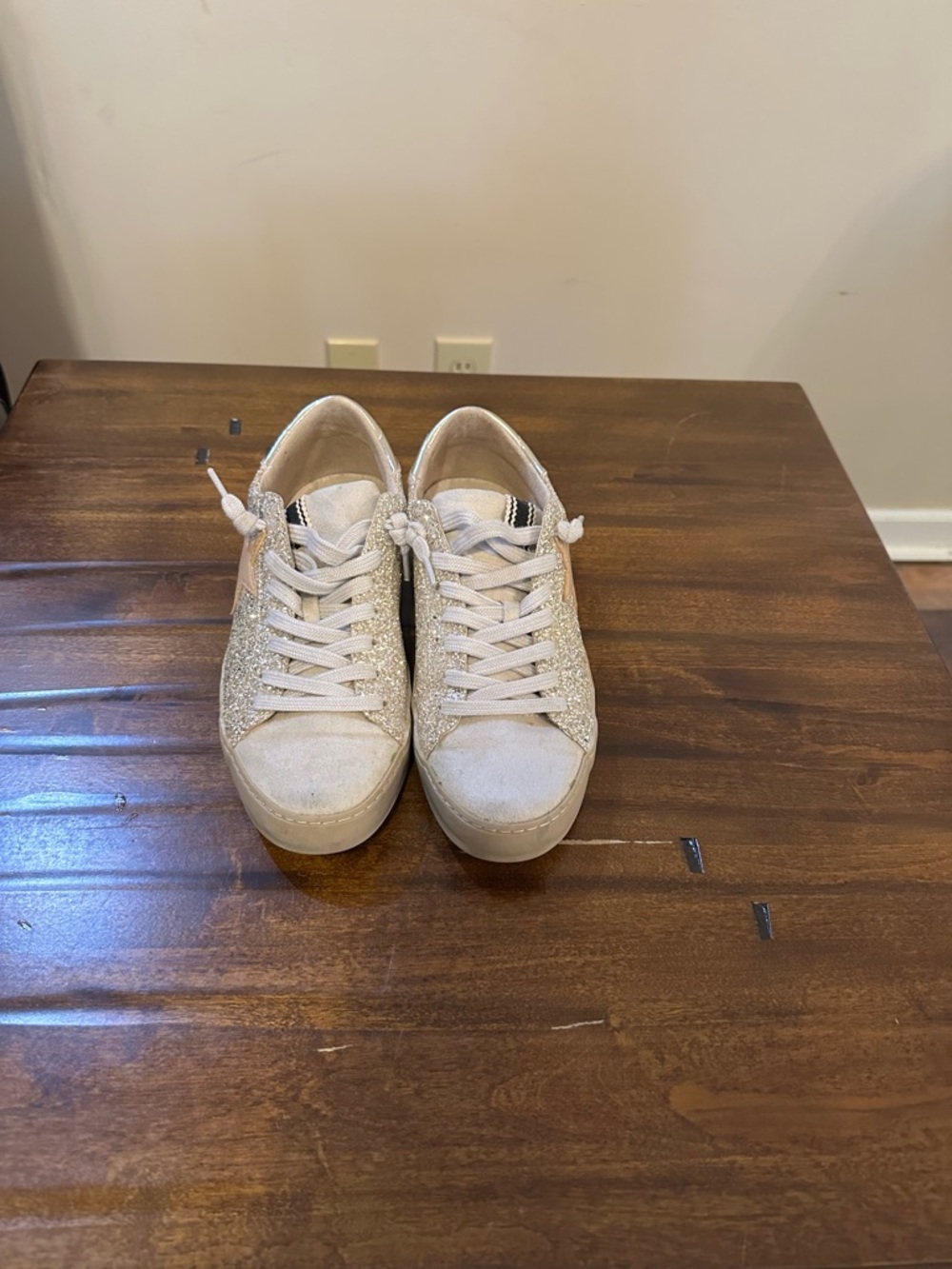 ShuShop White Glitter Low-Top Sneakers